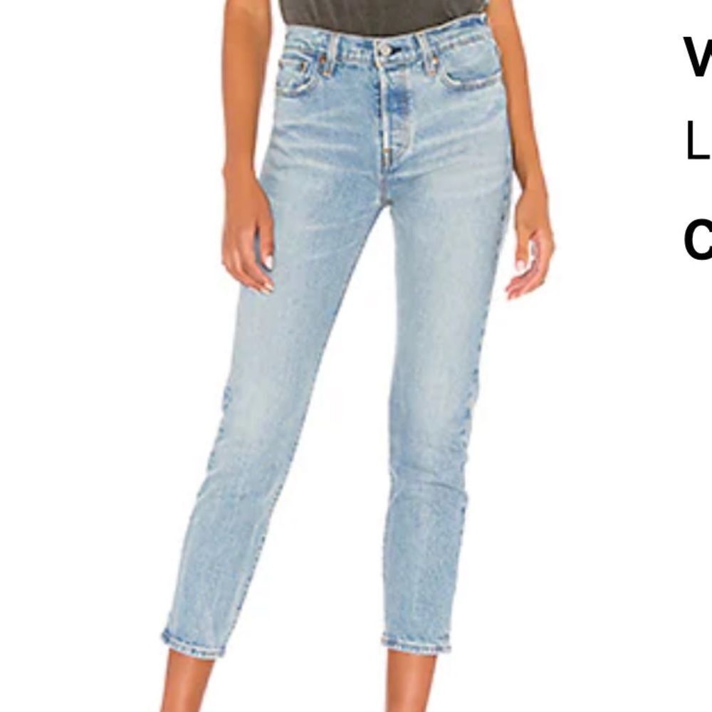 LEVI'S 
Wedgie NWOT 